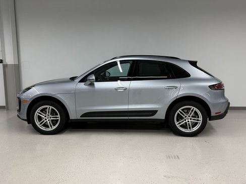 Certified 2026 Porsche Macan image 10
