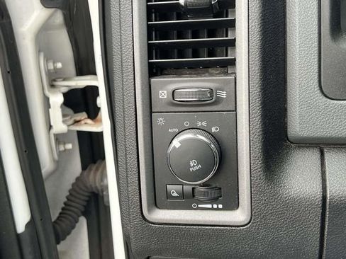 Used 2019 RAM 1500 Express w/ Express Value Package image 25