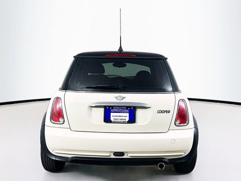 Used 2006 MINI Cooper Hardtop FWD image 14