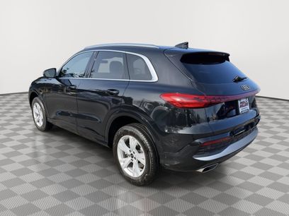 Used 2025 Audi Q5 Premium w/ Convenience Package
