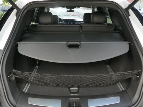 Certified 2024 Cadillac XT5 Premium Luxury FWD image 23