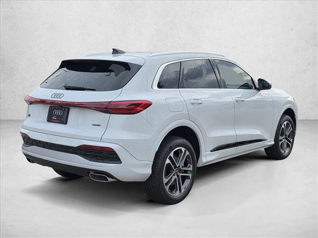 New 2025 Audi Q5 Premium w/ Convenience Package AWD/4WD image 5