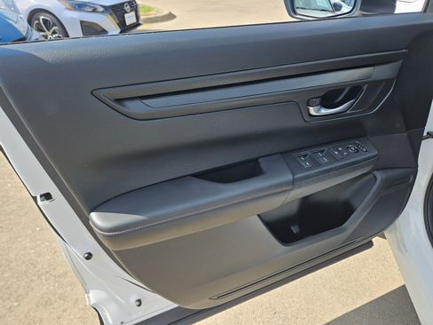 Certified 2025 Honda CR-V Sport image 13