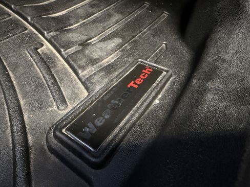 Used 2019 Chevrolet Traverse LT image 22