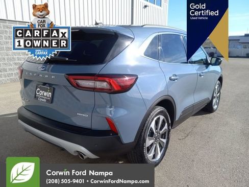 Used 2025 Ford Escape Platinum image 3