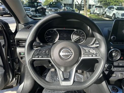 Used 2024 Nissan Sentra SV image 11