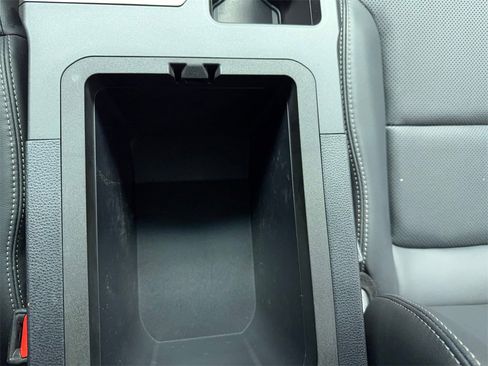 Used 2024 Toyota Land Cruiser image 31