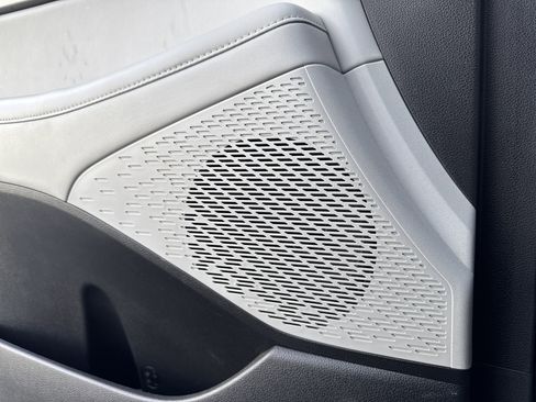 Used 2020 Hyundai Palisade SEL w/ Premium Package image 13