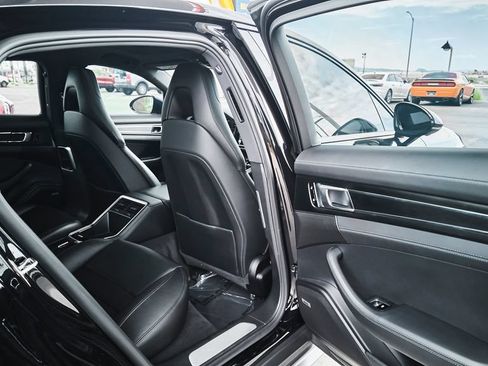 Used 2020 Porsche Panamera 4 AWD/4WD image 13