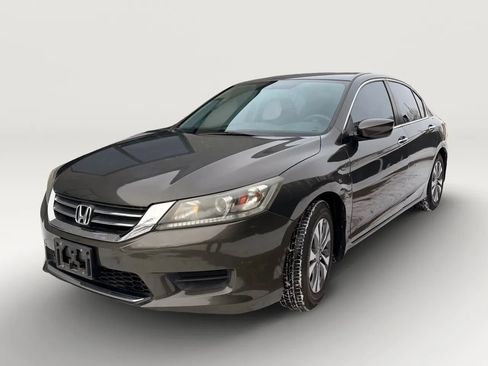 Used 2013 Honda Accord LX image 2