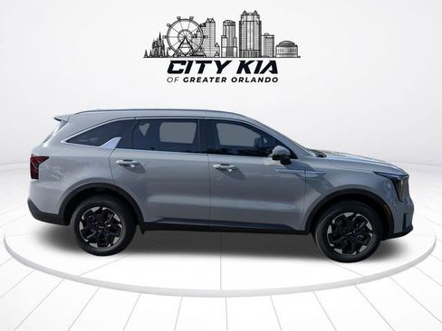 New 2026 Kia Sorento S AWD/4WD image 7
