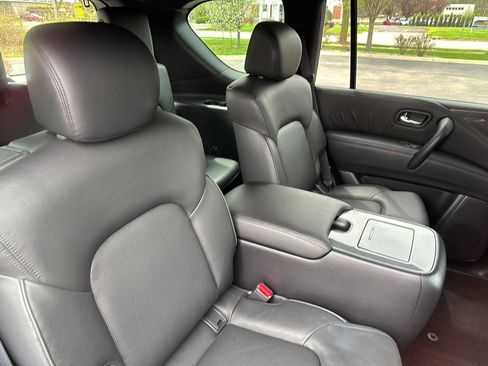 Used 2022 Nissan Armada SL w/ Midnight Edition Package AWD/4WD image 18