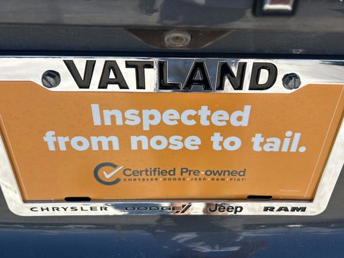 Certified 2022 Jeep Renegade Latitude w/ Convenience Group image 35