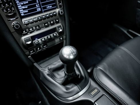 Used 2006 Porsche 911 Carrera S RWD image 14