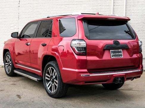 Used 2014 Toyota 4Runner Limited image 10