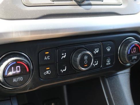 Used 2019 GMC Acadia SLE AWD/4WD image 12