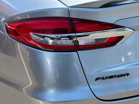 Used 2020 Ford Fusion Titanium AWD/4WD image 35