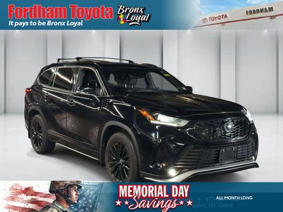 Used 2024 Toyota Highlander XSE