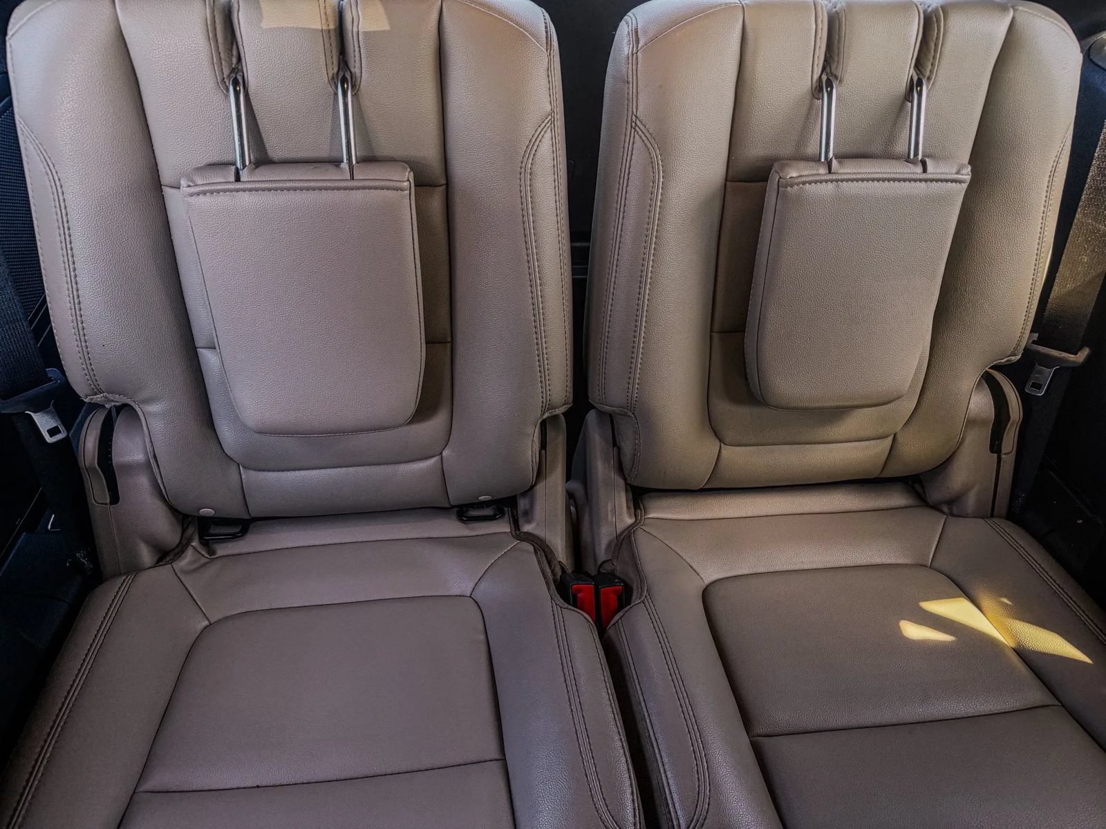 Used 2018 Ford Explorer Limited FWD image 12