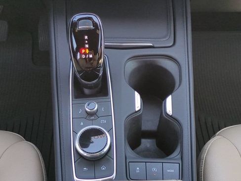 Used 2024 Cadillac XT4 Luxury FWD image 17