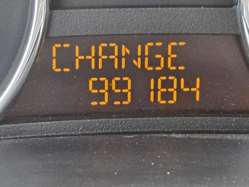 Used 2011 GMC Canyon SLT image 31