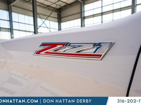 Used 2021 Chevrolet Silverado 1500 RST w/ Z71 Off-Road Package image 29