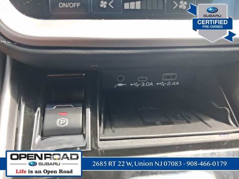 Used 2023 Subaru Outback Limited AWD/4WD image 36