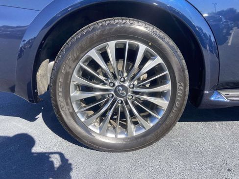 Used 2021 INFINITI QX80 Sensory w/ All-Season Package image 11