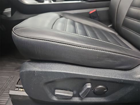 Used 2020 Ford Edge SEL w/ Convenience Package image 27