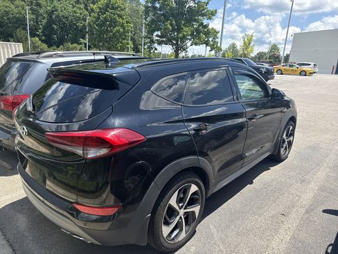 Used 2018 Hyundai Tucson Value FWD image 6