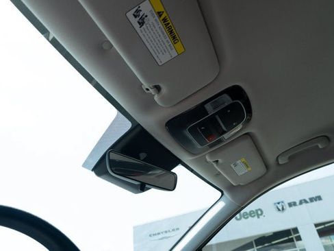 Used 2025 Hyundai Sonata SEL FWD image 19