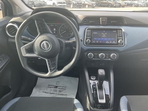 Used 2025 Nissan Versa SV w/ Trunk Package FWD image 18