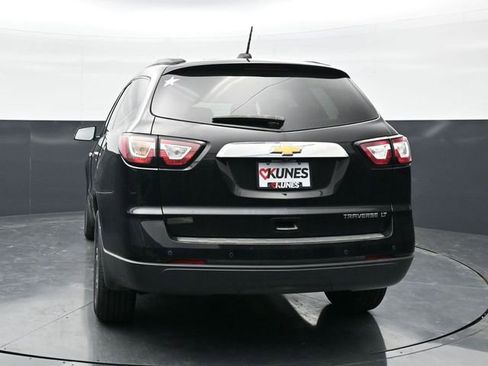 Used 2016 Chevrolet Traverse LT FWD image 6