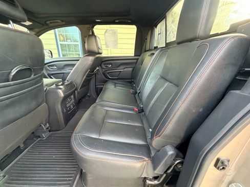 Used 2021 Nissan Titan PRO-4X w/ Pro-4x Convenience Package image 23