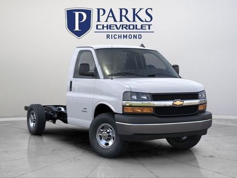New 2025 Chevrolet Express 3500 w/ Power Convenience Package RWD image 2