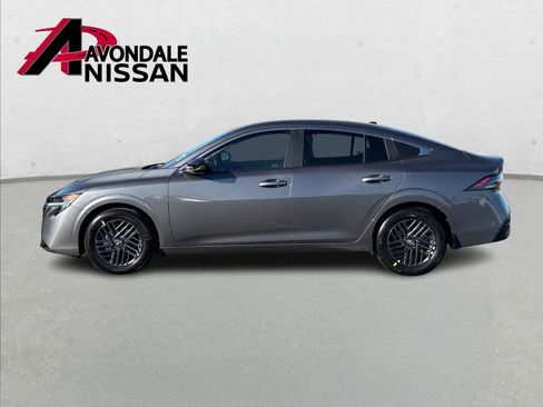 New 2026 Nissan Sentra SV w/ Floor Mat Package FWD image 4