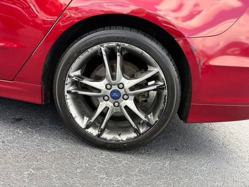 Used 2014 Ford Fusion Titanium FWD image 10