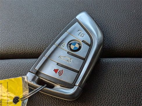 Used 2019 BMW X5 xDrive40i w/ Premium Package 2 image 29