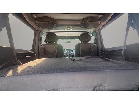 Used 2020 Jeep Wrangler Sport AWD/4WD image 27