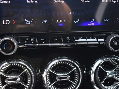 New 2026 Chevrolet Blazer EV LT AWD/4WD image 31
