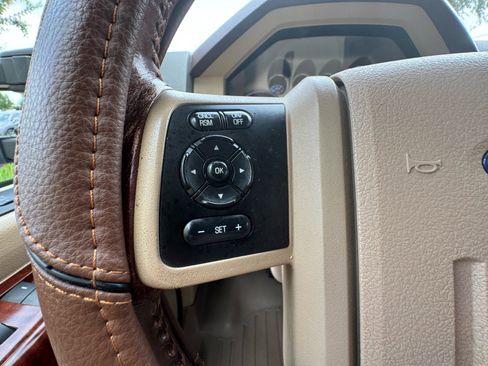 Used 2012 Ford F250 King Ranch w/ King Ranch w/Chrome Pkg AWD/4WD image 17