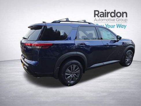 New 2026 Nissan Pathfinder SV image 9