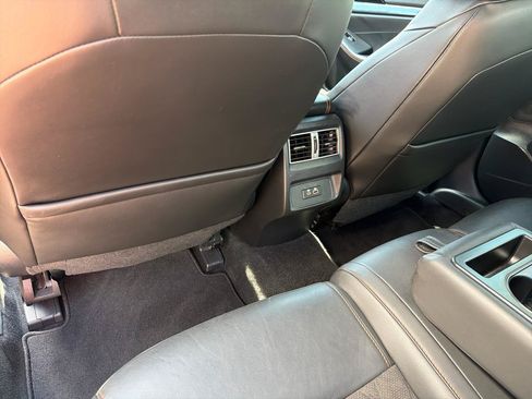 Used 2020 Nissan Maxima SR w/ Sport Mat Group FWD image 14