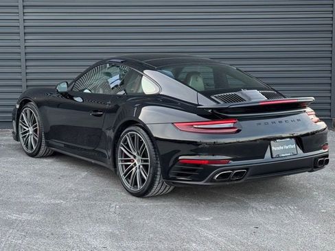 Used 2019 Porsche 911 Turbo image 3