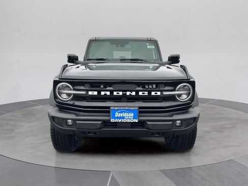 Certified 2025 Ford Bronco Outer Banks w/ Sasquatch Package AWD/4WD image 16