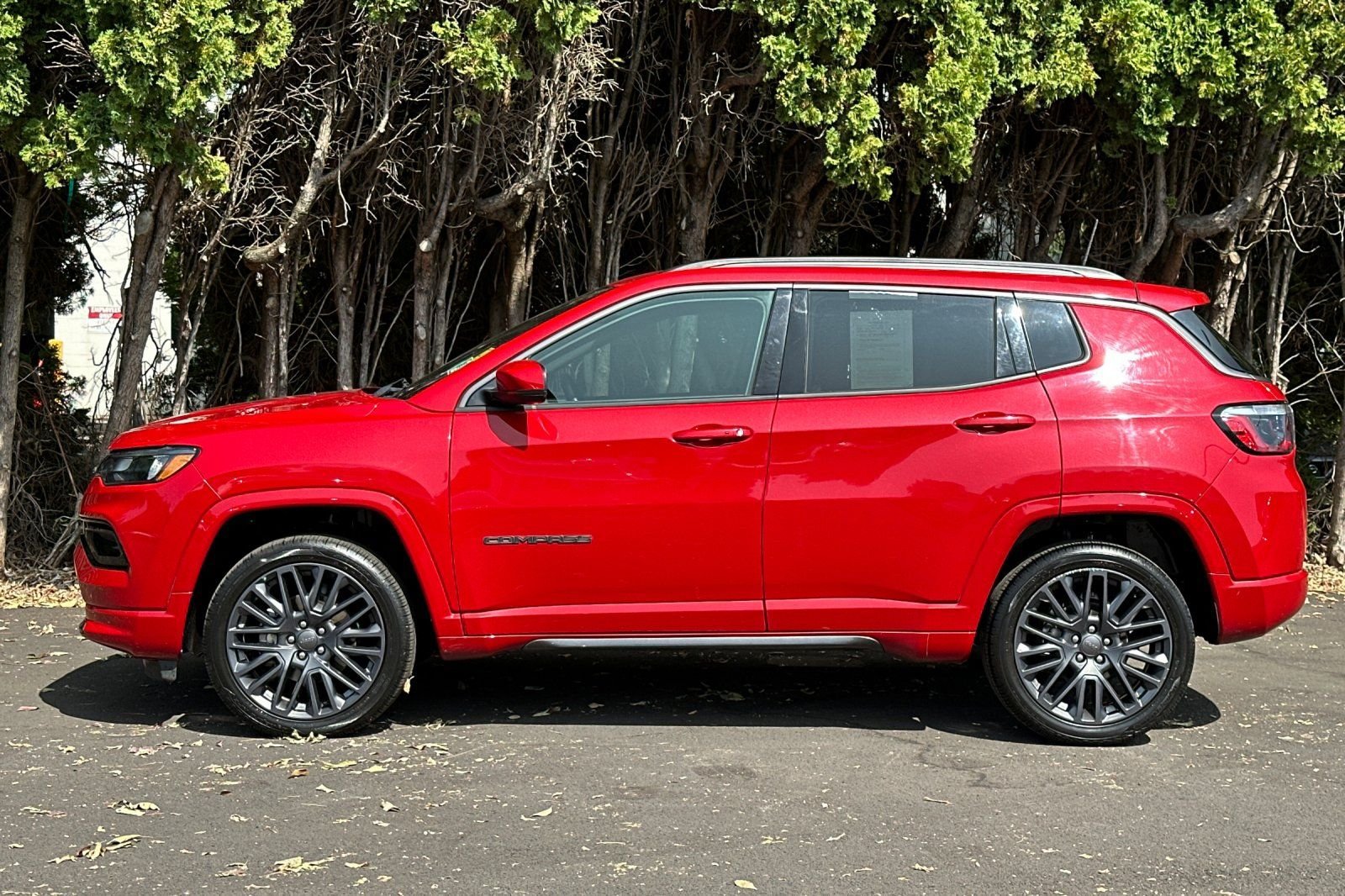 Used 2022 Jeep Compass Limited AWD/4WD image 7