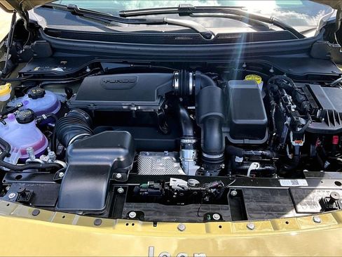 New 2026 Jeep Cherokee Laredo AWD/4WD image 14