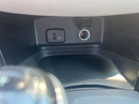 Used 2018 Chevrolet Equinox LS AWD/4WD image 22
