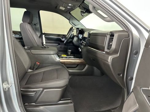 Used 2023 GMC Sierra 1500 Elevation w/ LPO, Elevation Black Package image 28