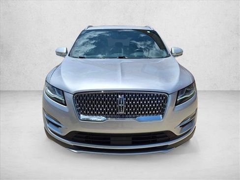 Used 2019 Lincoln MKC Reserve FWD image 2
